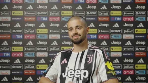 Gegrova: Tham gia Juventus giố
